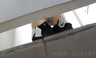 Spying on a sexy girl that's pooping