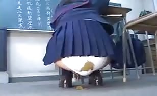 Japanese 18 year old shitting in her panties