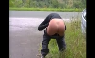 Hot Slim Girl Shitting Outdoor and Cleaning Asshole