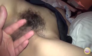 Hairy babe shits by mistake on bed