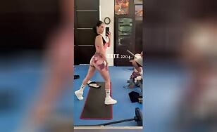 Amazing teen pussy