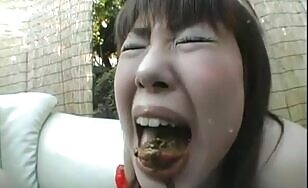 Asian girls scat eating