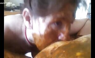 Slutty horny wife eating shit 