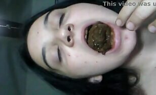 Teen girl chewing and swallowing shit