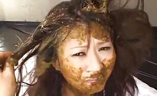 Japanese Slut Takes a Nasty Dump - 24:39