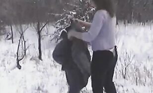 Nina Poops in the Snow - 06:27