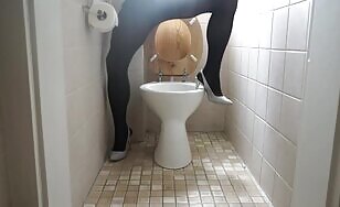 Tranny Craps in a Messy Toilet
